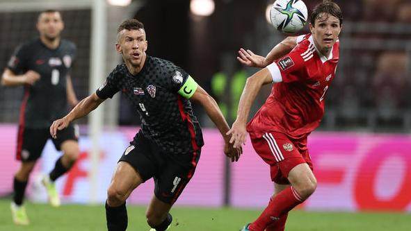 开云官方网站-不拘一格用人才 卡尔平五场烂仗打完俄罗斯队登顶