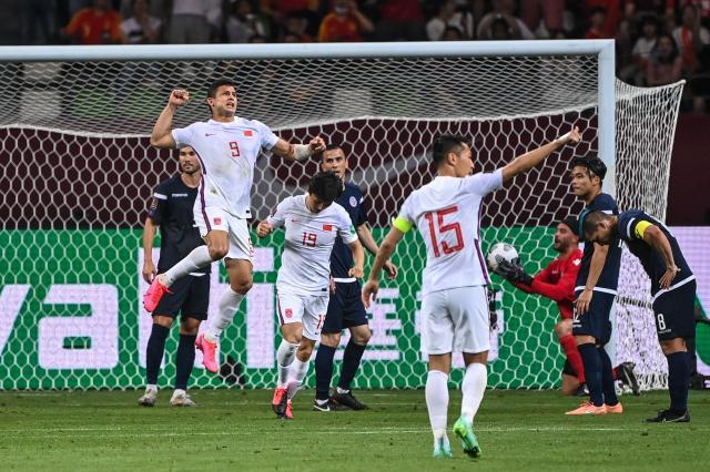 开云APP下载地址-足协：国足计划6月2日包机去迪拜 大概率影响中超